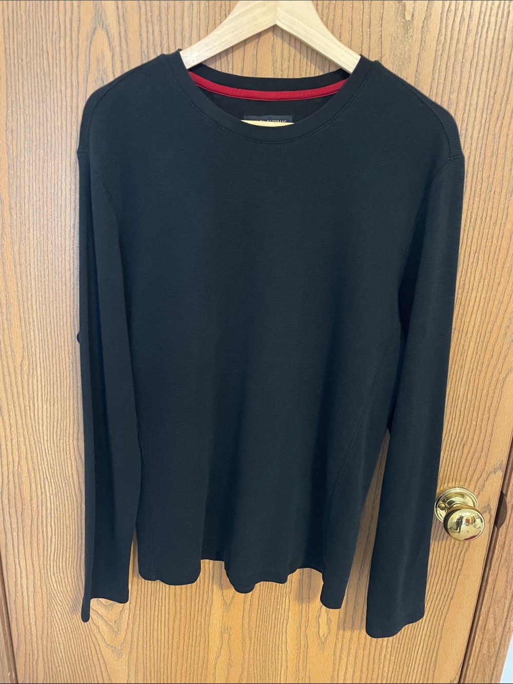 Men’s Banana Republic Black Crewneck Waffle Knit Long Sleeve Shirt